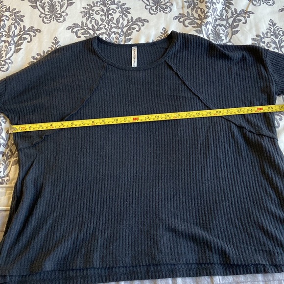 Forgotten Grace sweater - Picture 9 of 12